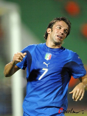 身后出现触 身后出现触